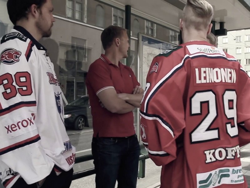 Tsekkaa video: Leiska ja Luttinen toimittivat tsetin IFK-kannattajalle